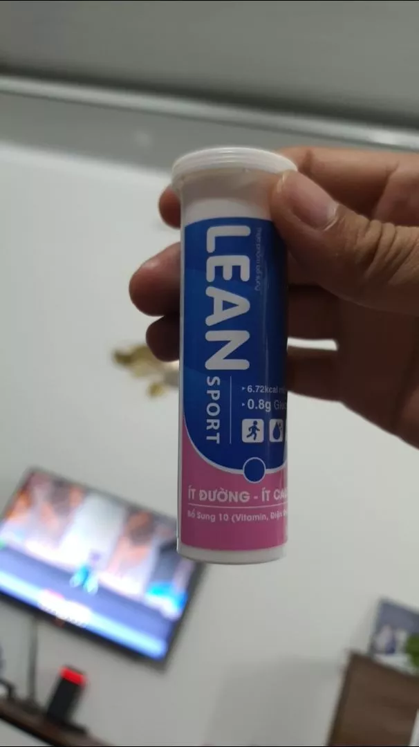 Ảnh viên sủi điện giải Lean Sport từ khách hàng khoa***